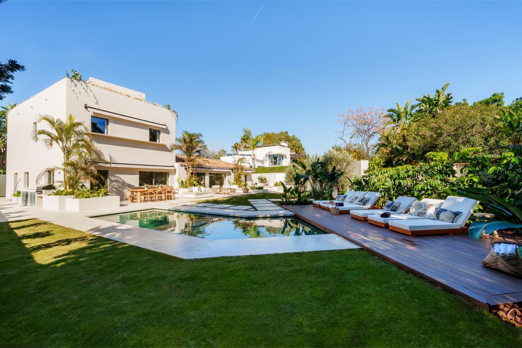 Japandi-Style Luxury Villa for Sale in Cortijo Blanco, Marbella
